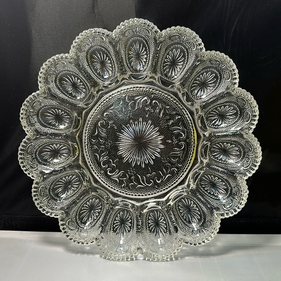 Vintage LE Smith Clear Cut Glass Round 11" Deviled Egg Plate, 15 eggs - Picture 1 of 2